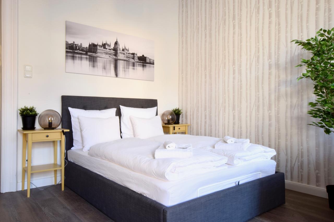 Standard Apartment By Hi5 - Dessewffy 39 Budapest Eksteriør bilde